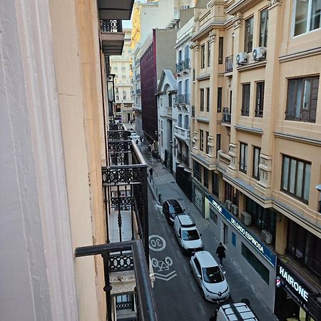 Hostal Andrea Granvia Madrid Exteriör bild